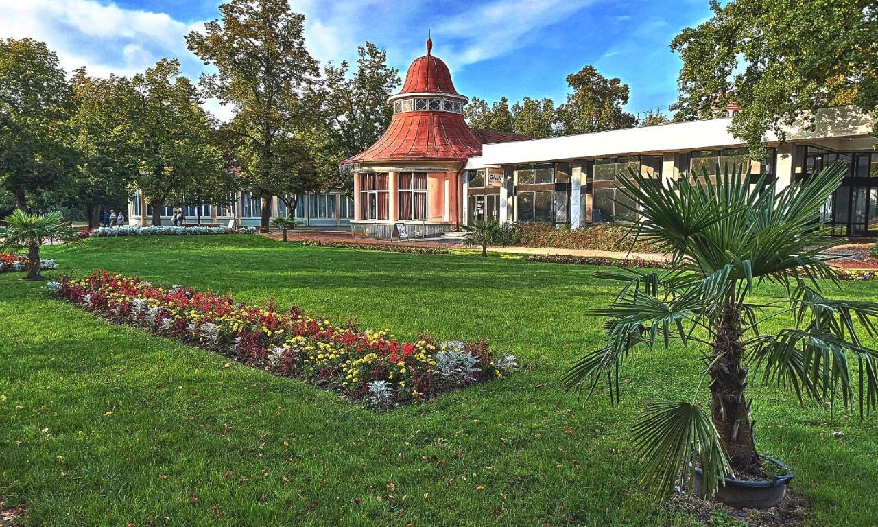 Solitaire Poděbrady Buitenkant foto